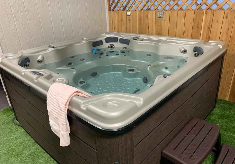 The Importance of Insulation for Heated Hot Tubs